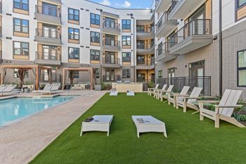 Lenox burnet apartments in austin, texas outdoor game lawn
